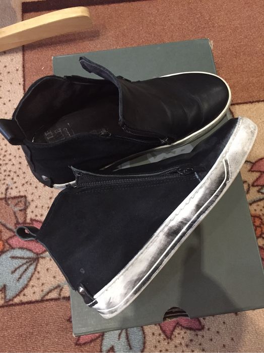 Дамски обувки Lowa и PIELLE MILANO