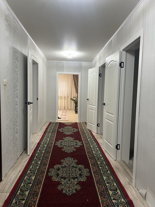 Продам ковровую дорожку