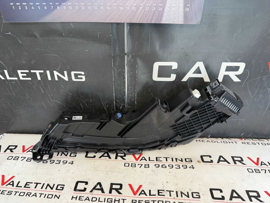фар фарове DRL LED десен BMW 7 i7 G70 G71 far farove дневна светлина мигач за БМВ 7 и7 Г70 Г71 ЛЕД