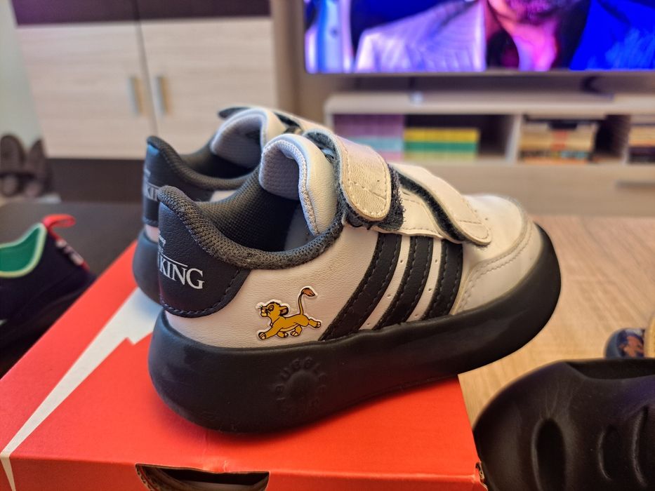 Детско обувки"Adidas"