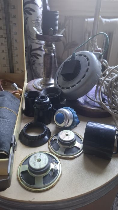 Светильники две штуки