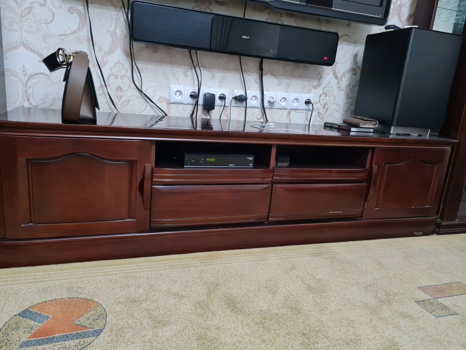 Стенка для гостинной