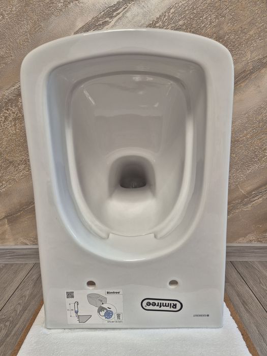 Vas Wc suspendat Geberit Selnova Square Rimfree alb