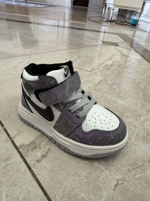 Кроссовки ботинки детские