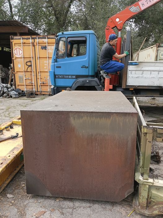 Продам Емкость под солярку 2,4 куб.м.