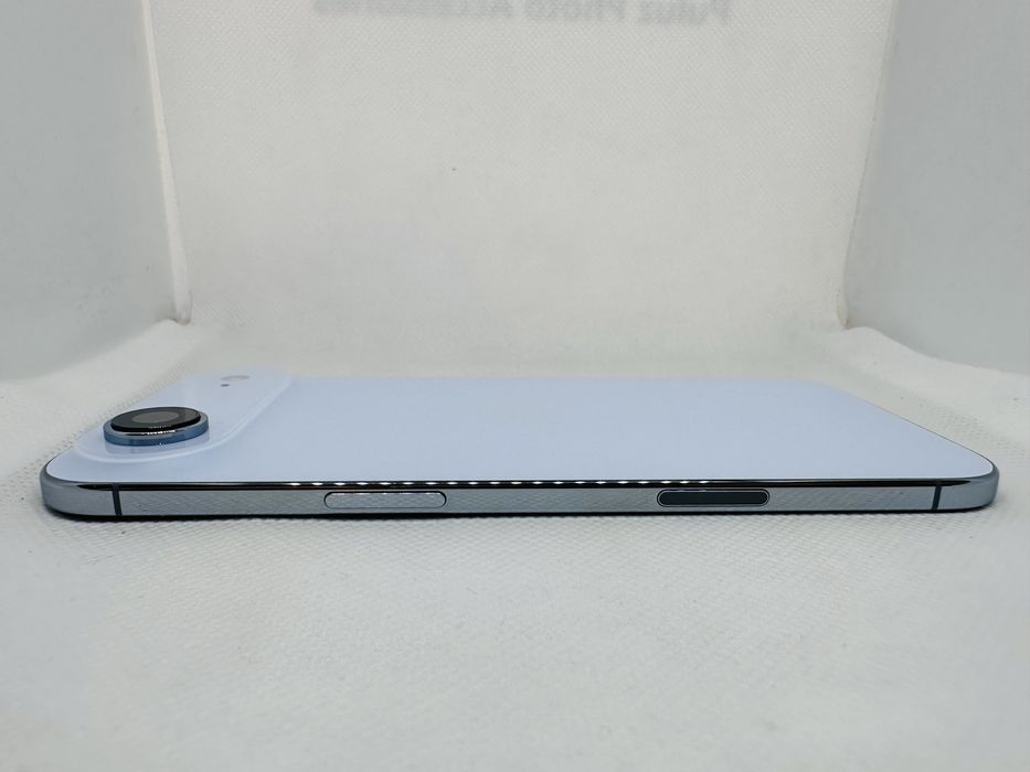 *Нов* Apple iPhone 17 Air 256 GB Sky Blue Unlocked