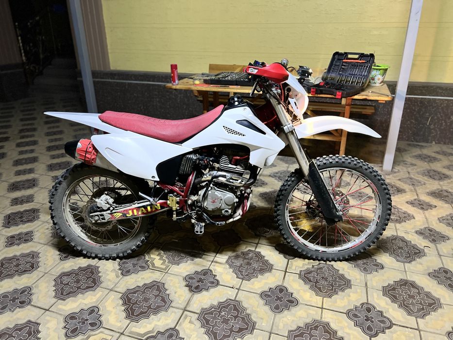 Продается эндуро 06 250