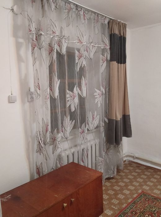 Жер үй сатылады.