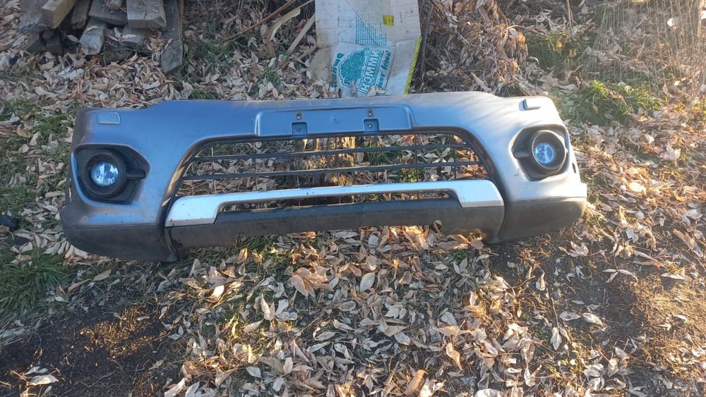 Передний бампер на Митсубиси Л-200