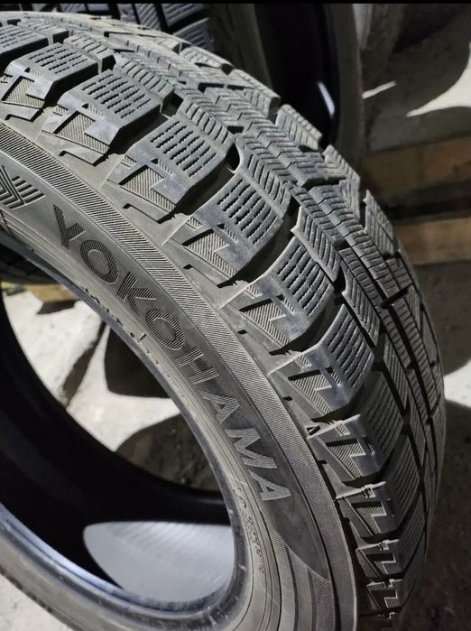 Шины 215/60R17 Yokohama IG-50