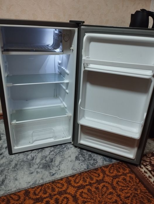 Продам холодильник