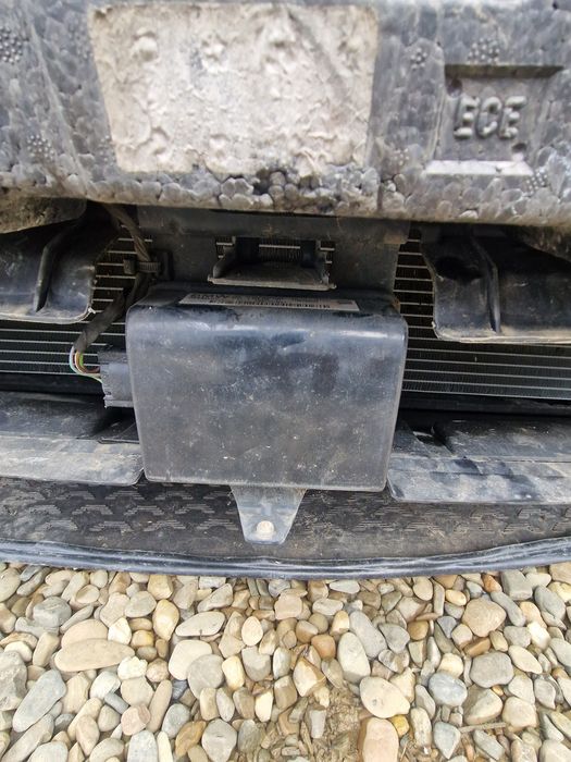 Trager tragher radiatoare armatura ventilator pedestrian intercooler furtun apa ac distronic suport far bmw f10 f11