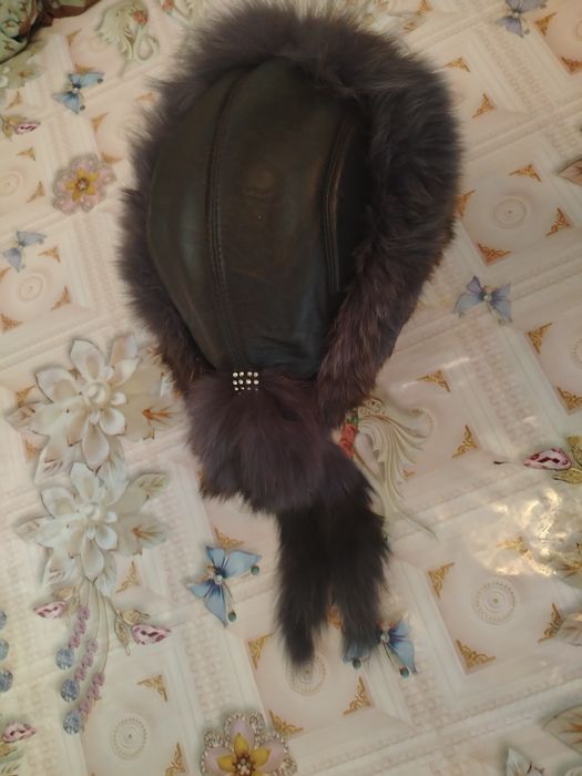 Продам  малахай шапка (женская)