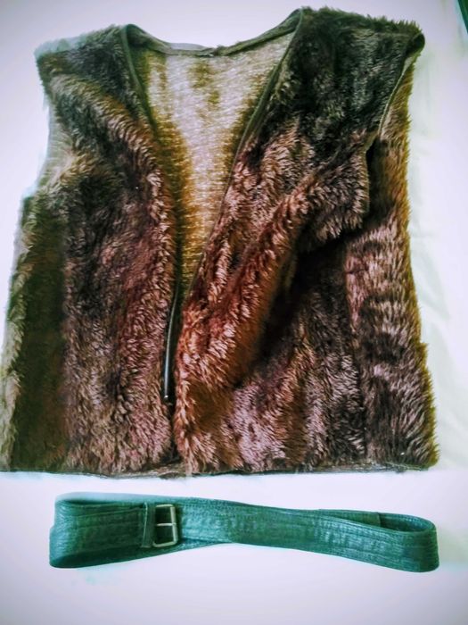 Продавам мъжка кожена  полушуба - българско производство.