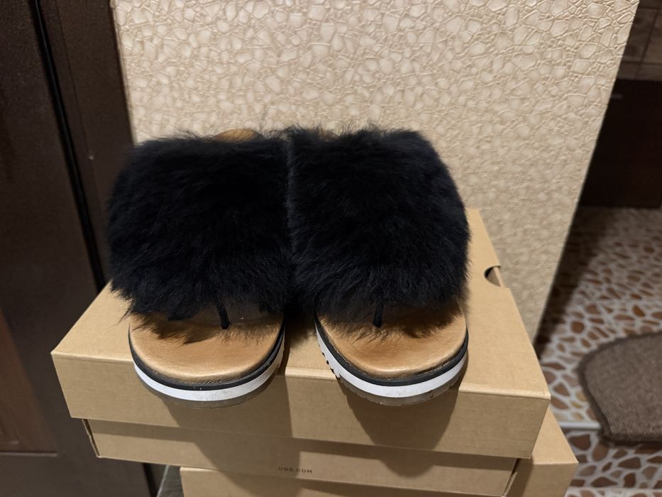 UGG сандали с пух
