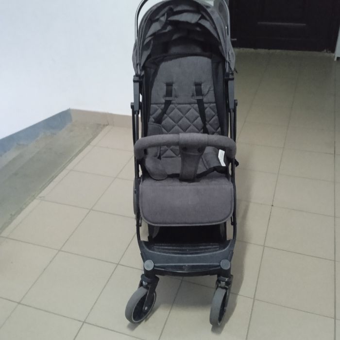 Продам детскую коляску