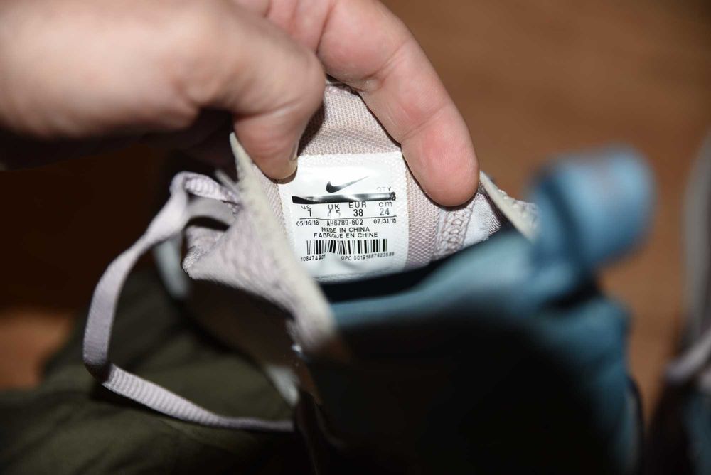 Nike Air Max 270 оригинални маратонки размер 38