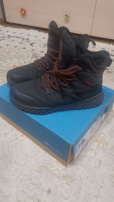 Продам ботинки Columbia