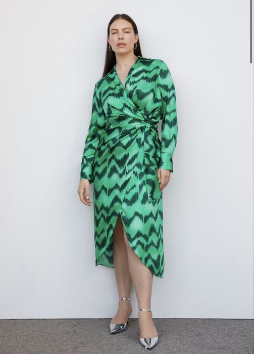 Сатенена рокля , Mango