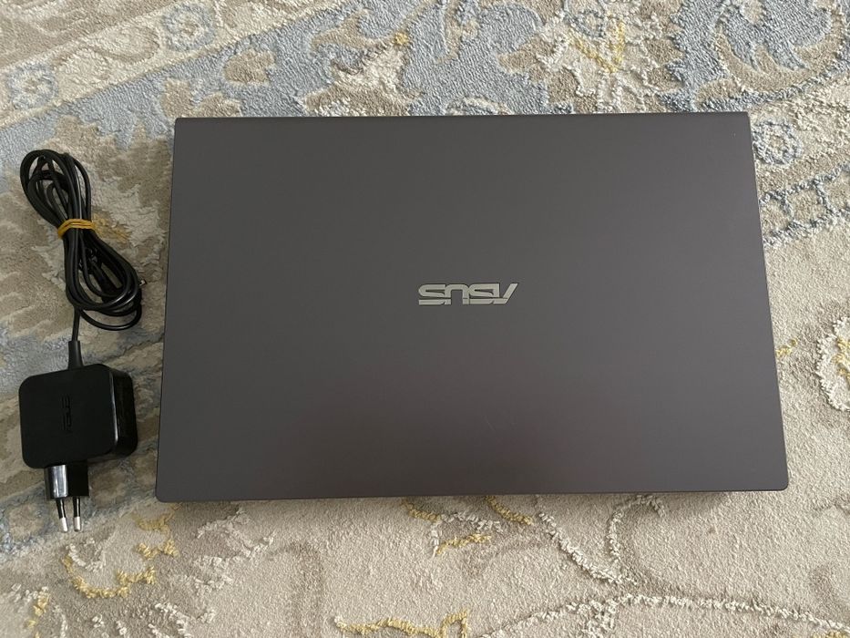 ASUS • Core i3-1005G1 • 4 ГБ • HDD 1 ТБ