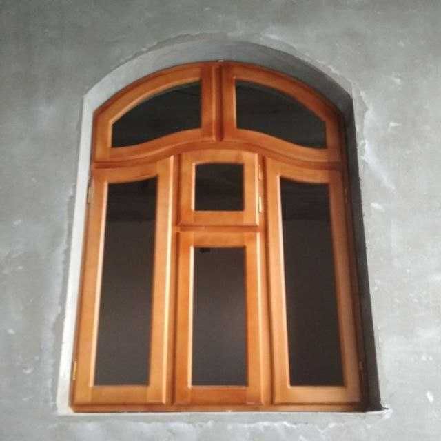 Окна и двери из дерева. Рам Окон Eshik va derazalar 500ming so'm m.kv