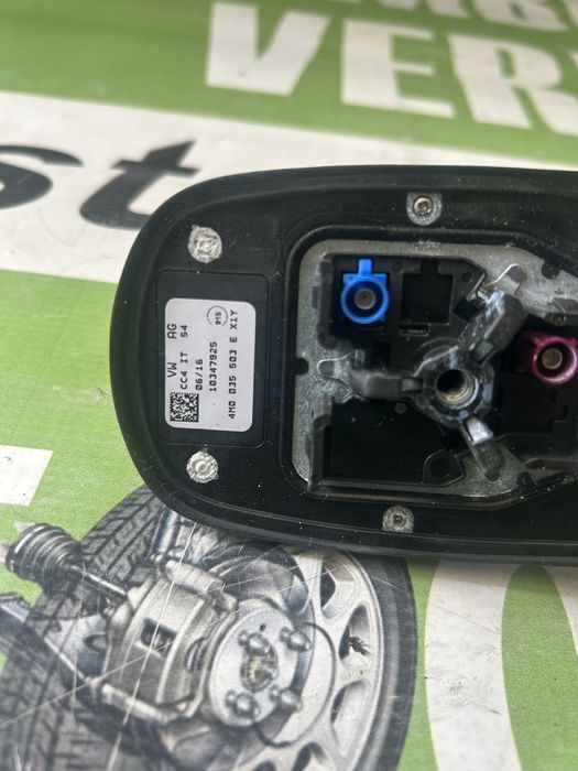 Antenă  plafon GPS Audi A4 B9