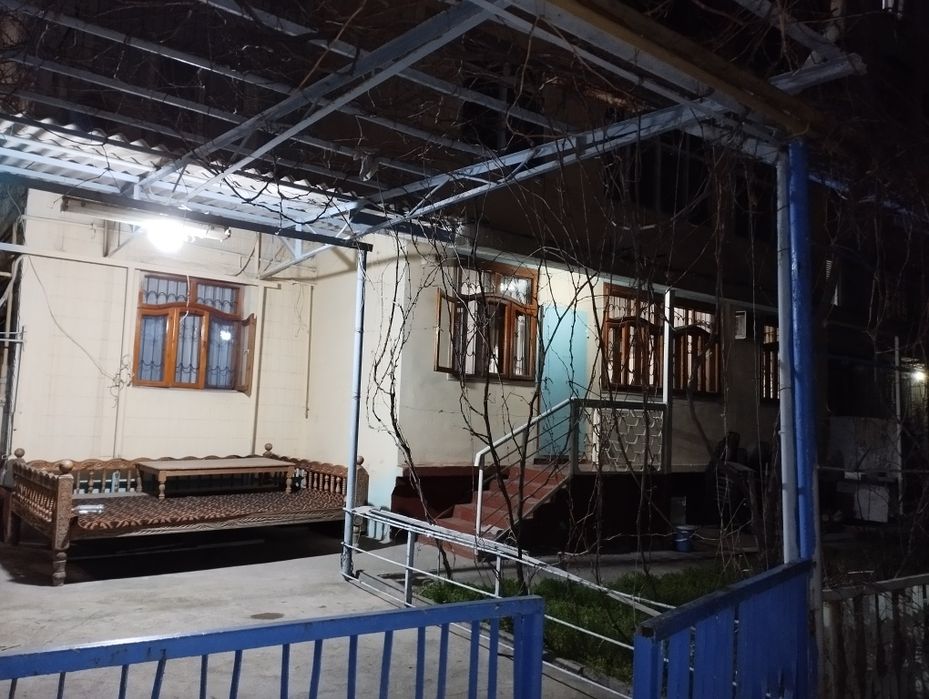 Квартира  120 КВ 1-этаж 5 комнат