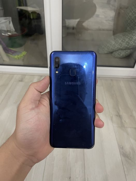 Продам телефон в отличном сост