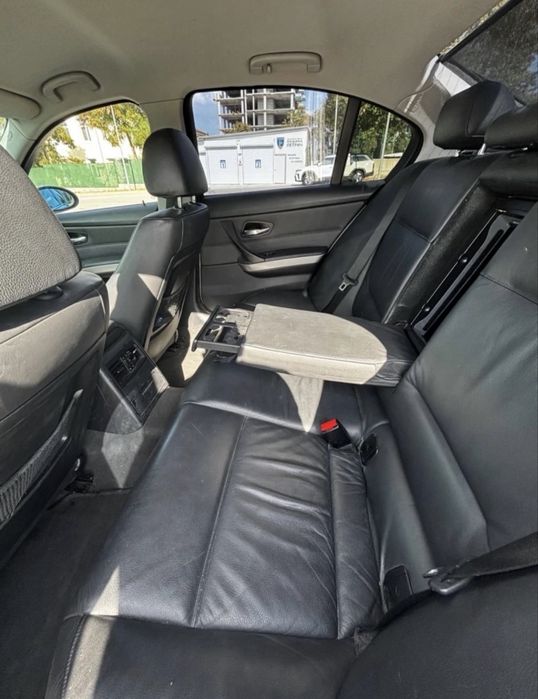 BMW 330i E90 3. 0i   2006 г. | N52 | Богато оборудване /газ