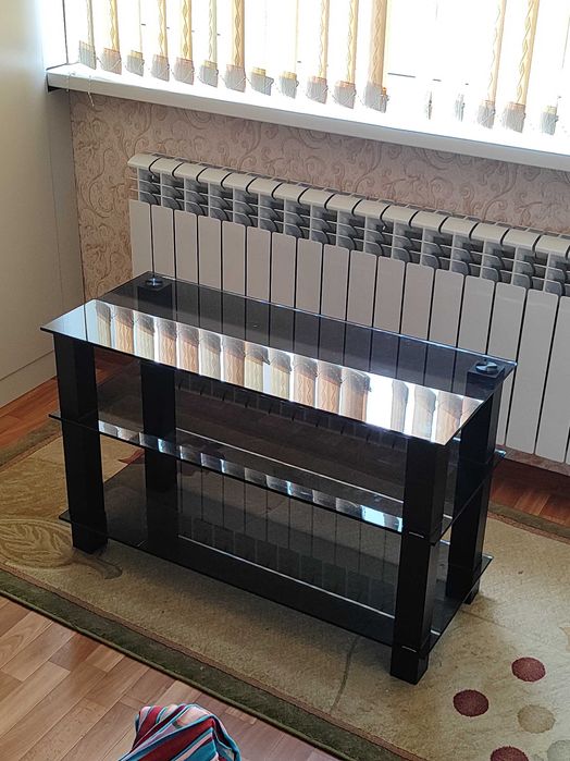 Продам подставку под телевизор