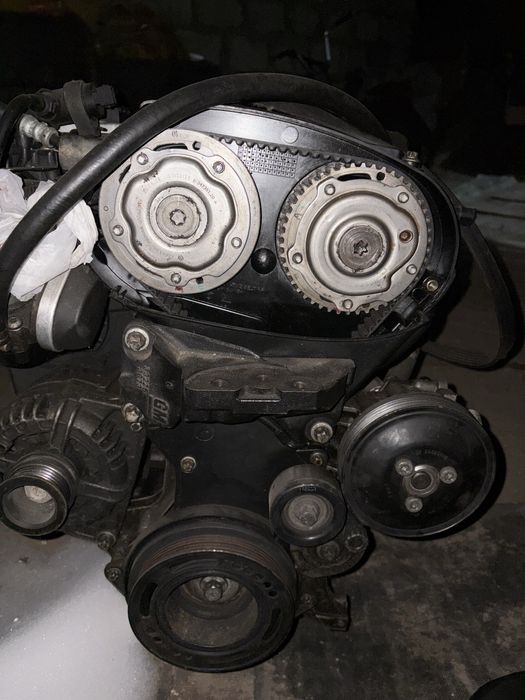 Двигатель Опель астра 1.6 2007 год