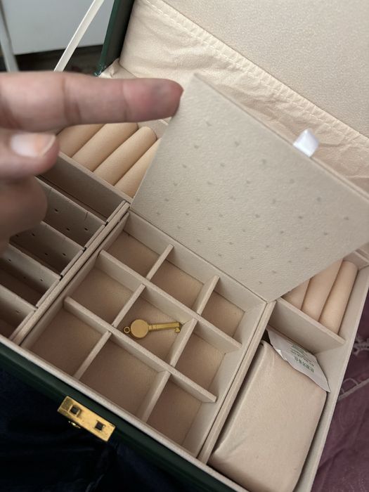 Шкатулка для украшений трехъярусная