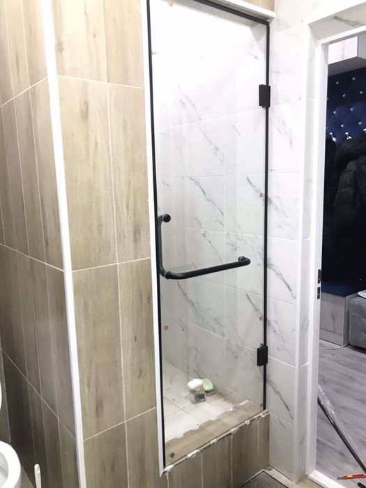 Душевые кабины и ванные перегородки