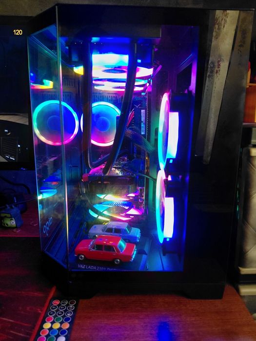GIGABYTE Gaming PC
