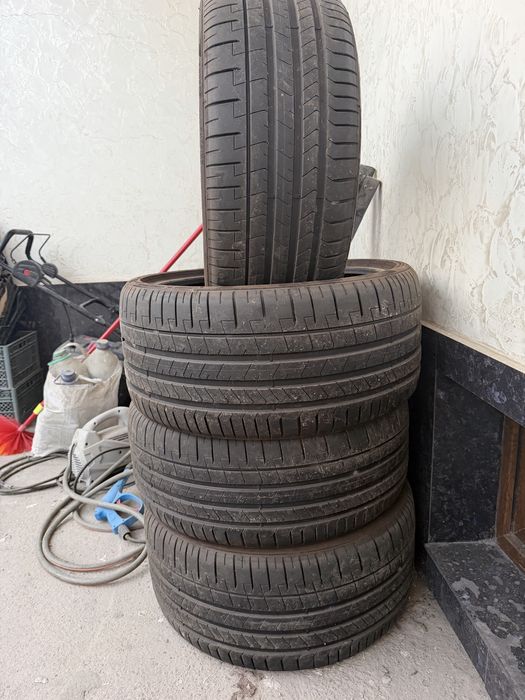 Mercedes-Bens w 223 Pirelli Balon