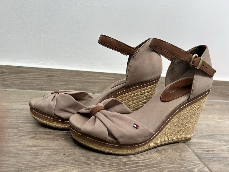 Дамски сандали на платформа Tommy Hilfiger