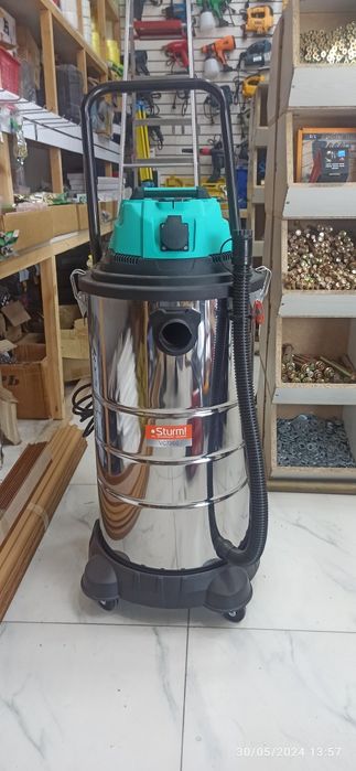 Sturm plisos 60L