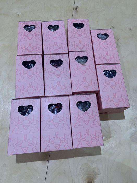 Цветы роза в колбе светильник