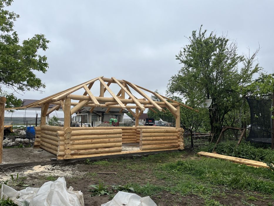 Foisoare din lemn rotund