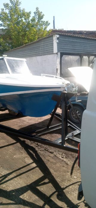 Продам катер Амур