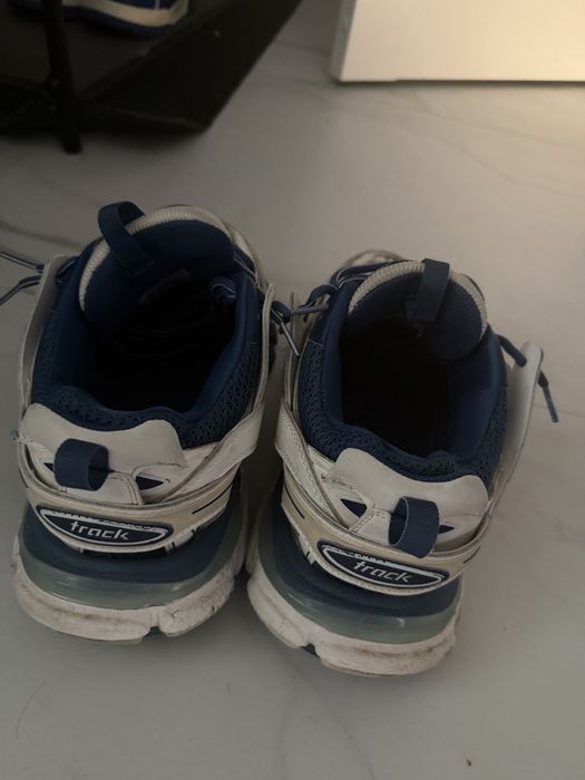 balenciaga track1