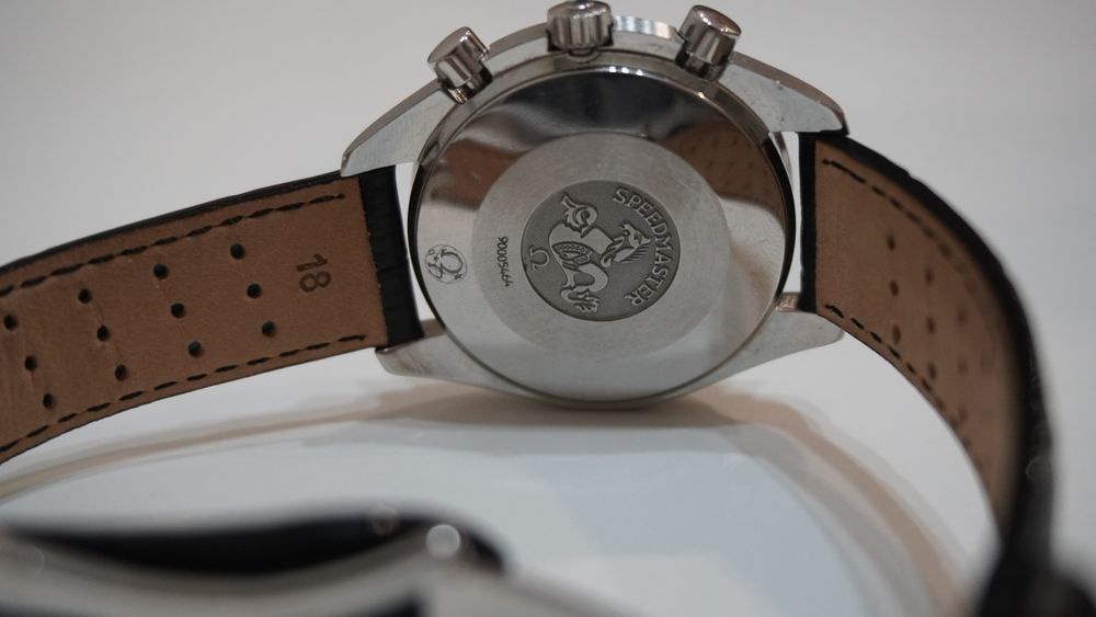 Наручные швейцарские часы Omega Speedmaster Reduced