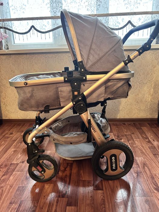 Детская коляска большая