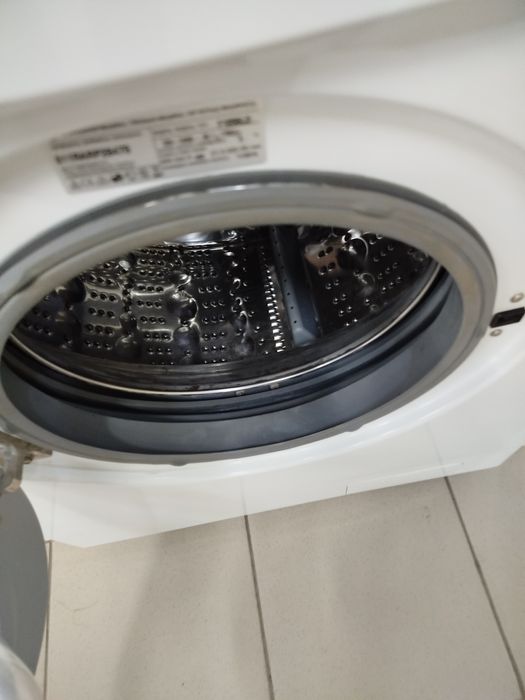 Продам стиральную машину