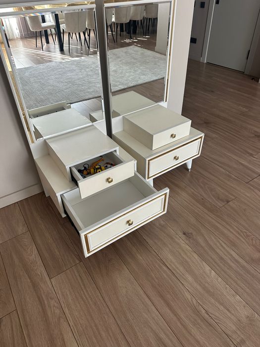 Продам тумбочки с зеркалом