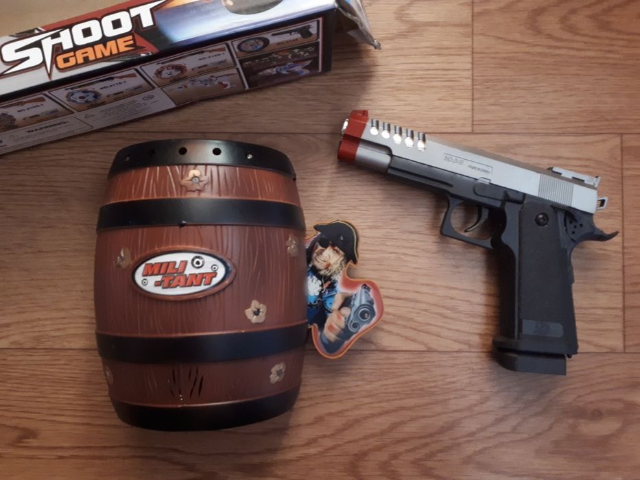 Игра Стрельба с пиратом Shoot game