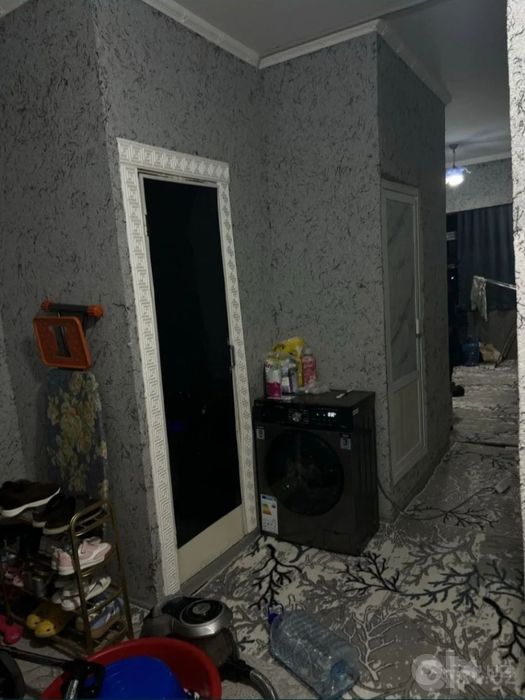 Sotiladi tezda va arzon. Продается двух комнатная квартира