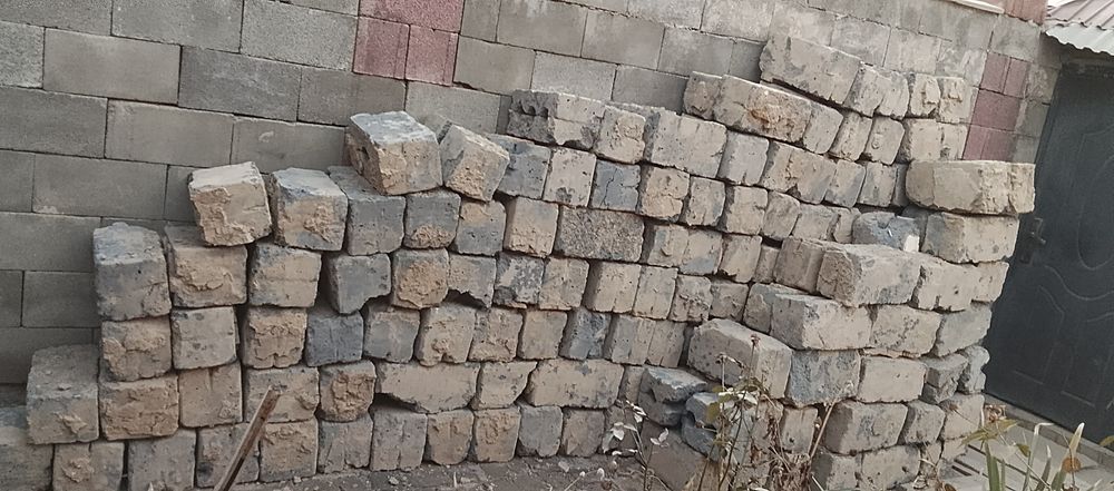 Срочно продам Блоки