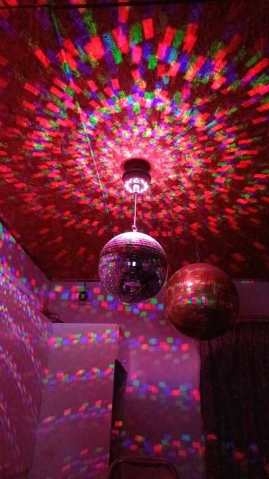 Шар зеркальный. Диско шар. Disco ball.