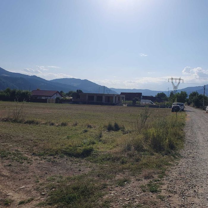 Teren Intravilan 5.440 mp cu Utilități (Gaz, Curent, Apă) – Bistrița, Alexandru cel Bun (70000 euro)